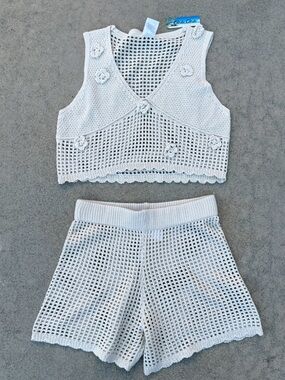 Cha Cha Swim cover up shorts set crochet flower appliqué small pool vacation NWT
